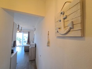 Leilighet, 1 soverom, røyk, terrasse | Innvendig