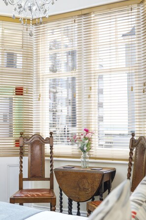 Apartment | Interior detail - Apartment in Brighton Near the Beach (Brighton)