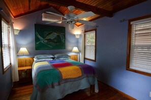 2 bedrooms, free WiFi, bed sheets - Barefoot Bliss by Island House Vacation Rentals (West Bay)