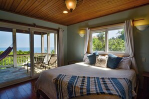 3 makuuhuonetta, silitysrauta/-lauta, ilmainen Wi-Fi, vuodevaatteet