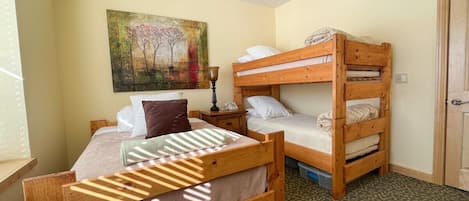 1 habitación y internet por cable gratis