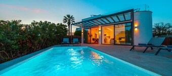 Retreat in Carvoeiro with Jacuzzi e Heatable Pool