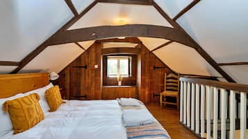 Casa | 4 dormitorios y tabla de planchar con plancha