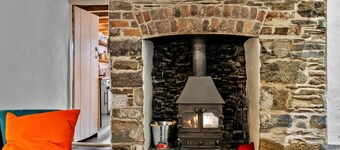 Cottage in Launceston Near Cornwall & Devon