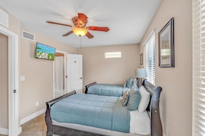 Room - Oceanview Rooftop Retreat  3BR 3BA in Marathon FL (Marathon)