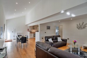 Cottage | Living room