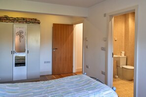 Cottage | Bathroom