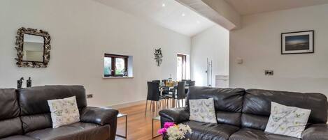 Cottage | Living room