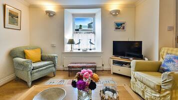 Cottage | Living area