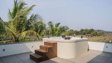 Idromassaggio all'aperto