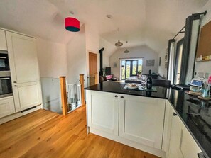 House | Private kitchen - Cottage in Millbrook With Countryside Views (Torpoint)