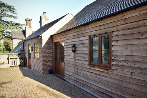 Disabled Friendly Cottage in Midlands, No Deposit