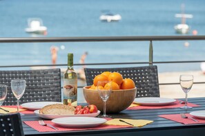 Outdoor dining - Sémbat with sea view (Alcúdia)