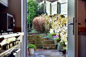 Cottage | Exterior