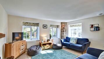 Cottage | Living room