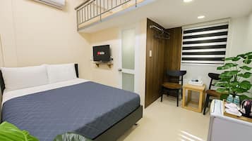 1 bedroom, minibar, desk, free WiFi