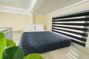 Traditional Apartment | 1 bedroom, minibar, desk, free WiFi