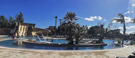 Piscina coperta, piscina all'aperto