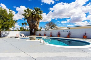Piscine extérieure, piscine chauffée