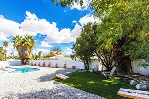 Ulkouima-allas, lämmitetty uima-allas