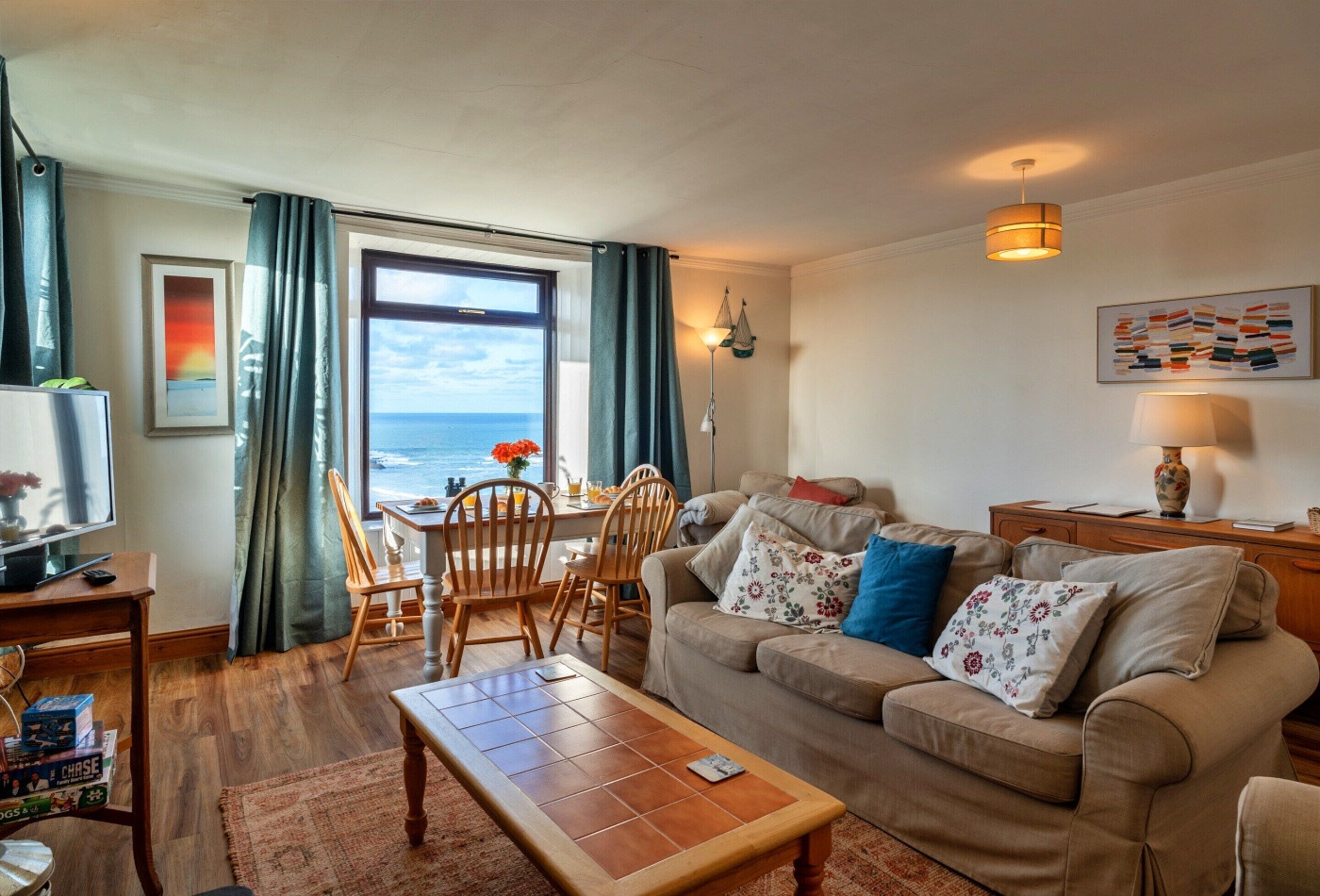 Cottage | Living room