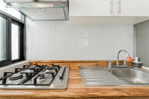 Microwave, oven, stovetop