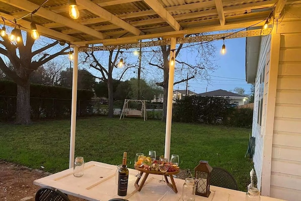 Outdoor dining