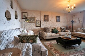 Cottage | Living room