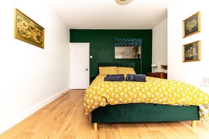 2 bedrooms, iron/ironing board