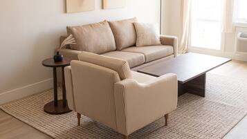 Accessible One Bedroom Suite (Self Check-in with Virtual Front Desk) | Living area