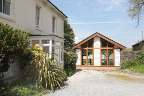 House | Exterior