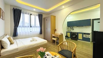 Deluxe Apartment | Individually furnished, desk, blackout curtains, soundproofing