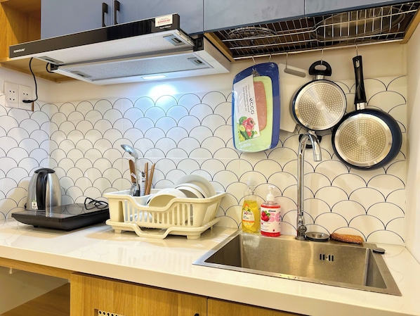 Deluxe Studio | Private kitchen