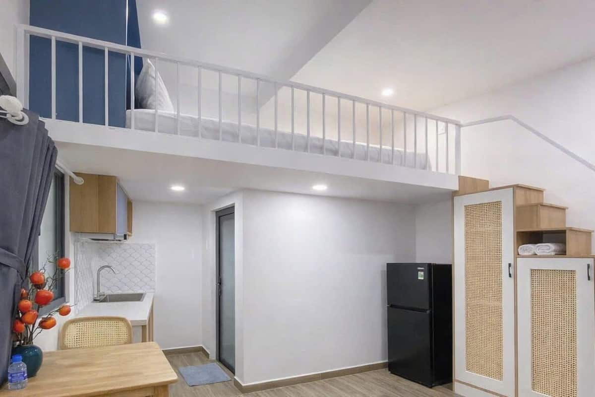 Deluxe-loftsværelse | Individuel indretning, skrivebord, arbejdsområde til bærbare computere