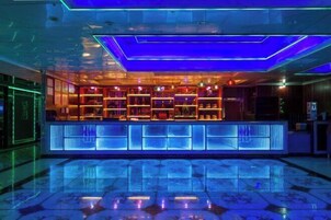 酒吧（店内）