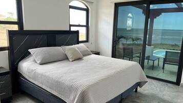 3 habitaciones, escritorio, wifi gratis y ropa de cama