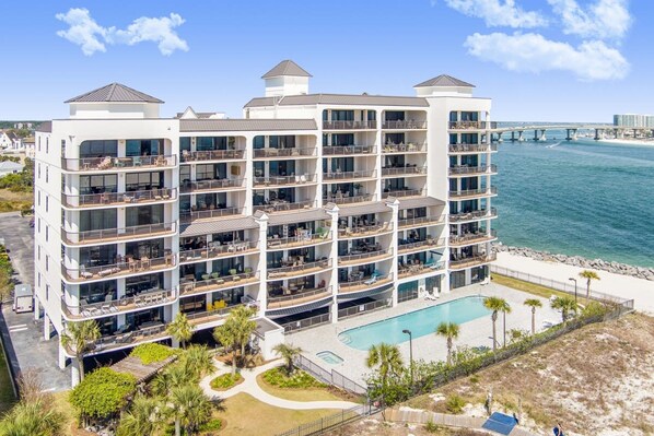 Apartment | 3 bedrooms - Grand Pointe 313 3 Bedrooms Gulf-front Stunning Views (Orange Beach)