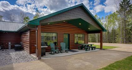 Contemporary dog-friendly cabins with hot tub, fireplaces, patios, & game room
