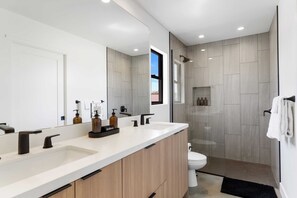 House (4 Bedrooms) | Interior - Bocce, Pool+spa, Game Room, Firepit Modern Oasis Yucca Haven by Avantstay (Yucca Valley)