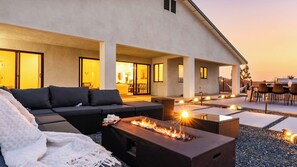 Interior - Bocce, Pool+spa, Game Room, Firepit Modern Oasis Yucca Haven by Avantstay (Yucca Valley)