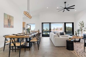 Interior - Bocce, Pool+spa, Game Room, Firepit Modern Oasis Yucca Haven by Avantstay (Yucca Valley)