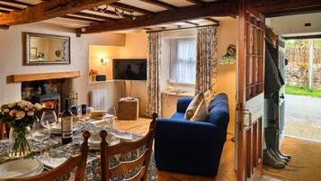 Cottage | Living room