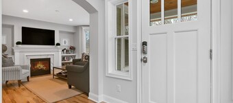 Downtown Saratoga 4 Bed/3.5 Bath @ High Rock Park