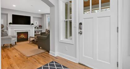 Downtown Saratoga 4 Bed/3.5 Bath @ High Rock Park