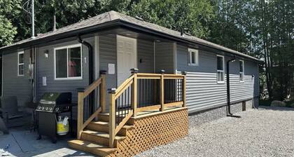 4 Bedroom Cottage #1: Innisfil Resort