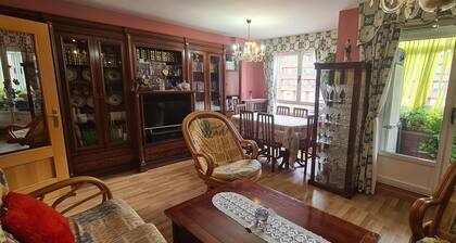 Seasonal apartment rental