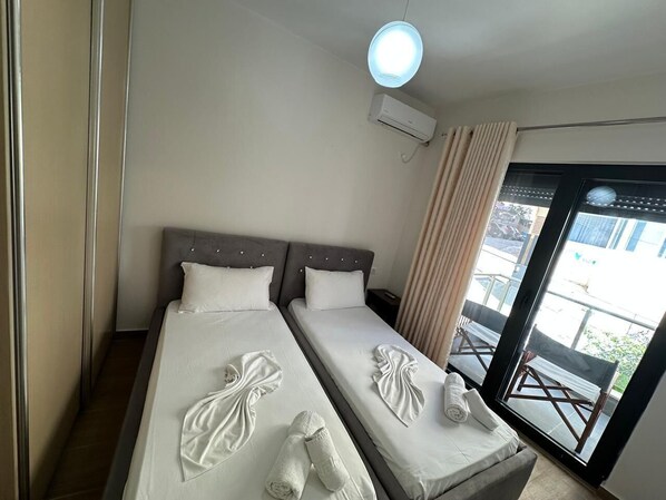 2 bedrooms, WiFi, bed sheets
