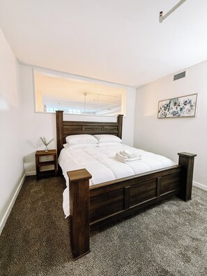 1 bedroom, iron/ironing board, travel cot, WiFi