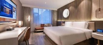 Crystal Hotel Qingdao Laoshan Stone Old Beach