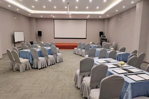 Meeting facility - Crystal Orange Qingdao Laoshan Shilaoren Seaside Bathing Beach (Qingdao)